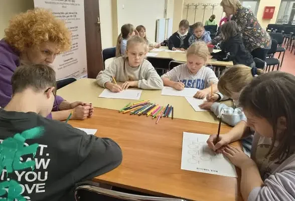 Uczniowie z Bytomia poznają śląską godkę na warsztatach językowych