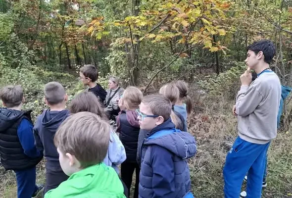 Uczniowie SP nr 33 w Bytomiu odkrywali tajemnice przyrody na terenach pokopalnianych