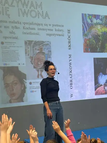 Malarka Iwona Golor-Baszun odwiedziła szkołę – inspirujące spotkanie ze sztuką